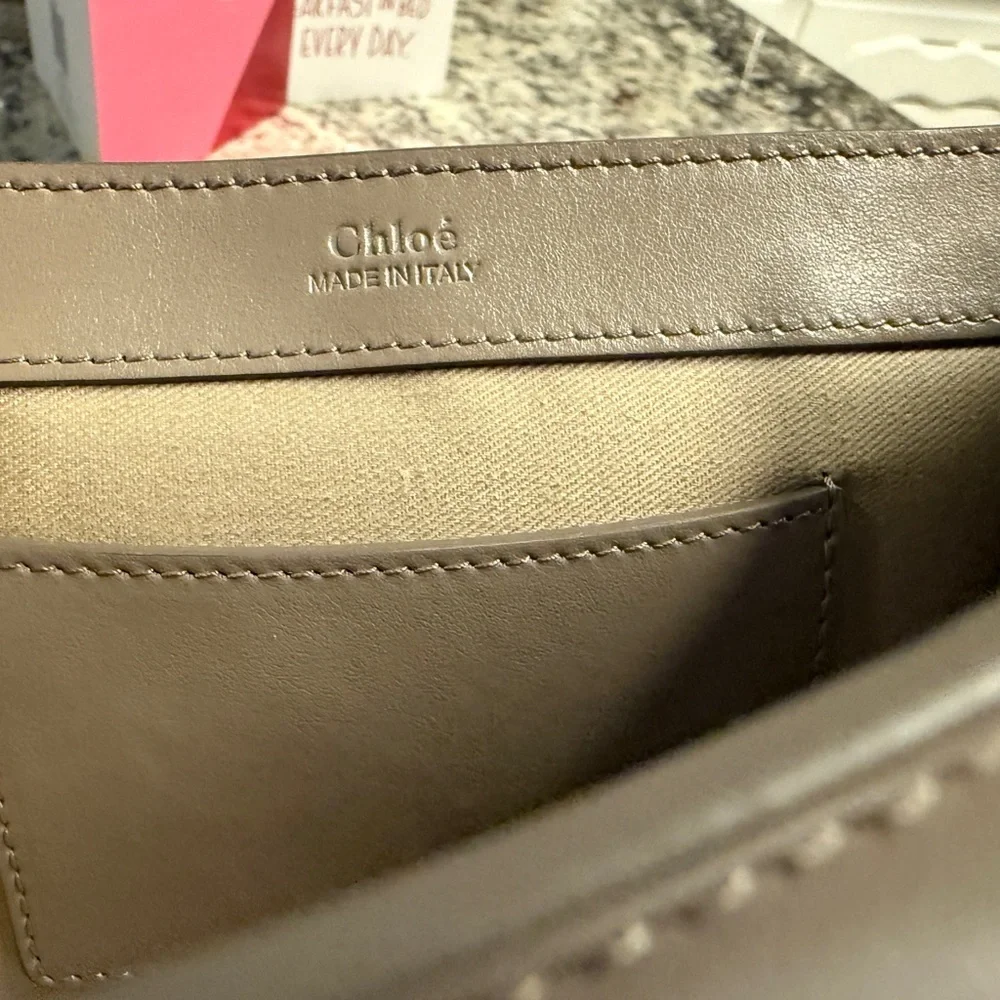 Chloé - Picture 14 of 14
